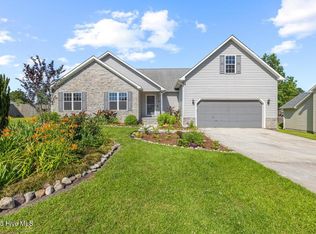 106 Baldwin Ct, Jacksonville, NC 28546