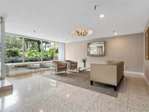 16 Canterbury Road #3O, Great Neck, NY 11021