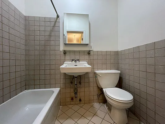 Rented by Brown Harris Stevens | media 6