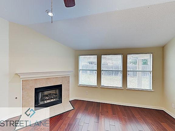 3rd image of 5621 Blanca Ct