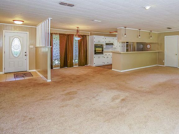 3rd image of 800 Willow Blvd