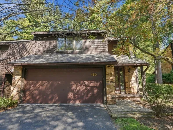130 Breezewood Cmn, East Amherst, NY 14051