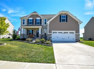 3290 Heatherstone Dr, Troy, OH 45373