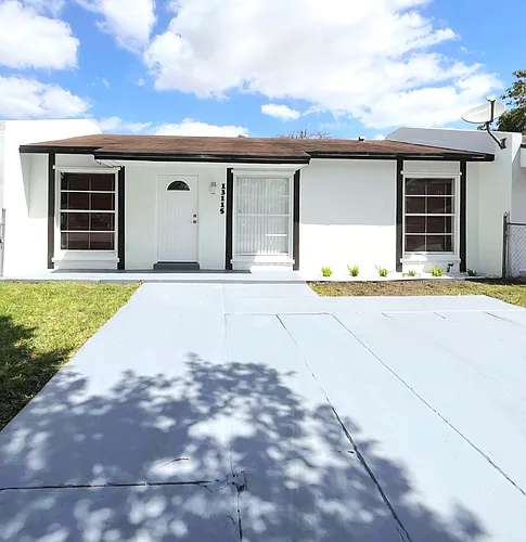 13115 SW 54th St Photo 1