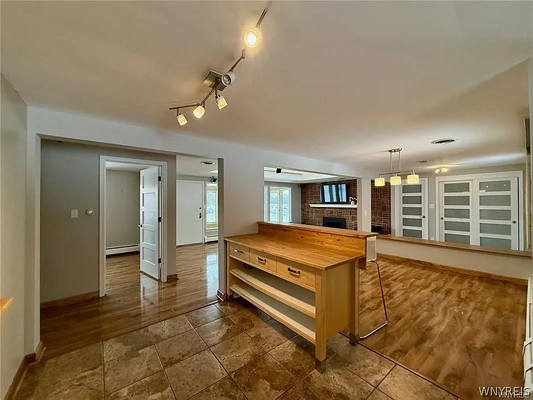 5125 Forest Rd — Photo 20