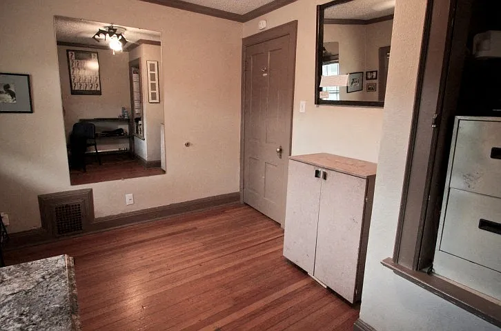 1217 E 14th Ave. — Photo 13