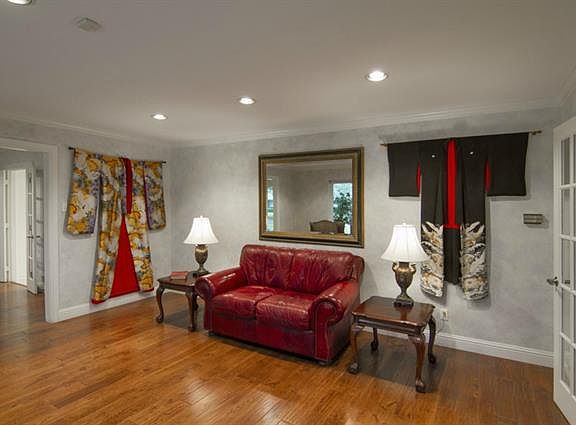 4th image of 3795 Shady Hill Dr