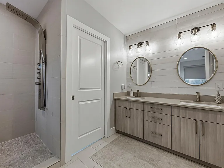1405 Camelot Cir #A — Photo 20