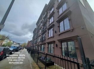 204 Macon St #4A, Brooklyn, NY 11216