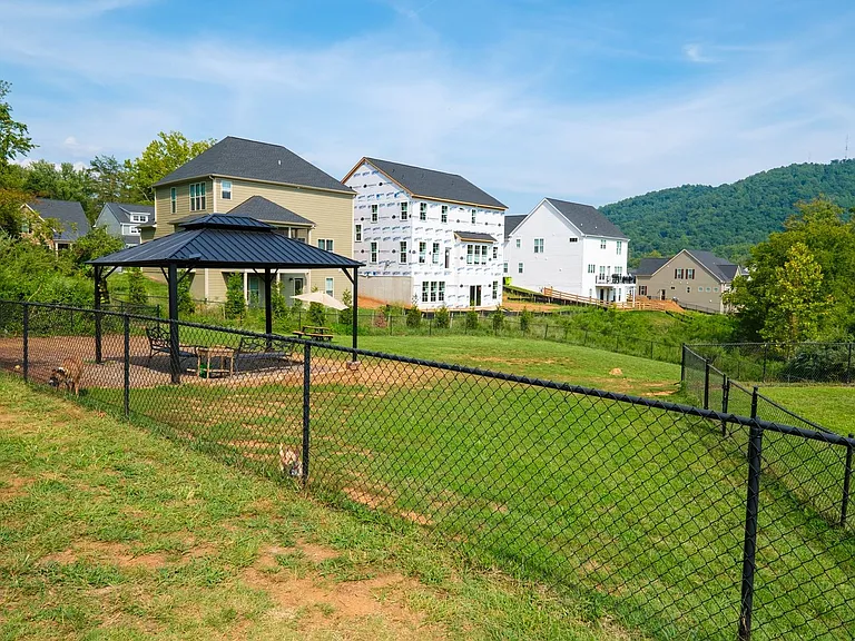 2048 Avinity Loop — Photo 39