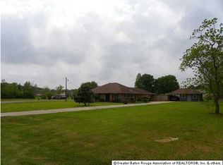17403 Thelma Dr, Prairieville, LA 70769