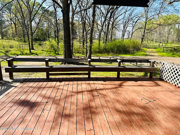 5th image of 147 Clifford Rd