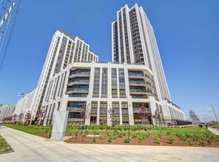 9075 Jane St #306, Vaughan, ON L4K 4L8