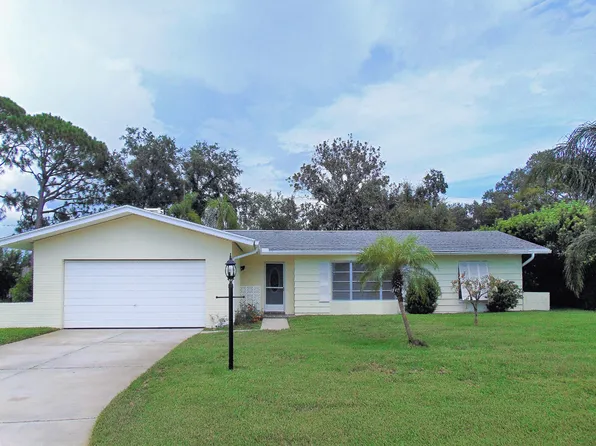 2355 Harrison Dr, Dunedin, FL 34698