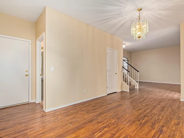 25845 N 47th Pl — Photo 5