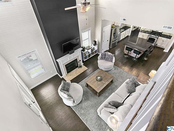 4th image of 14 Wescott Hill Way