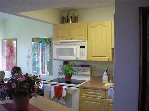 2nd image of 9310 W Flagler St APT 202
