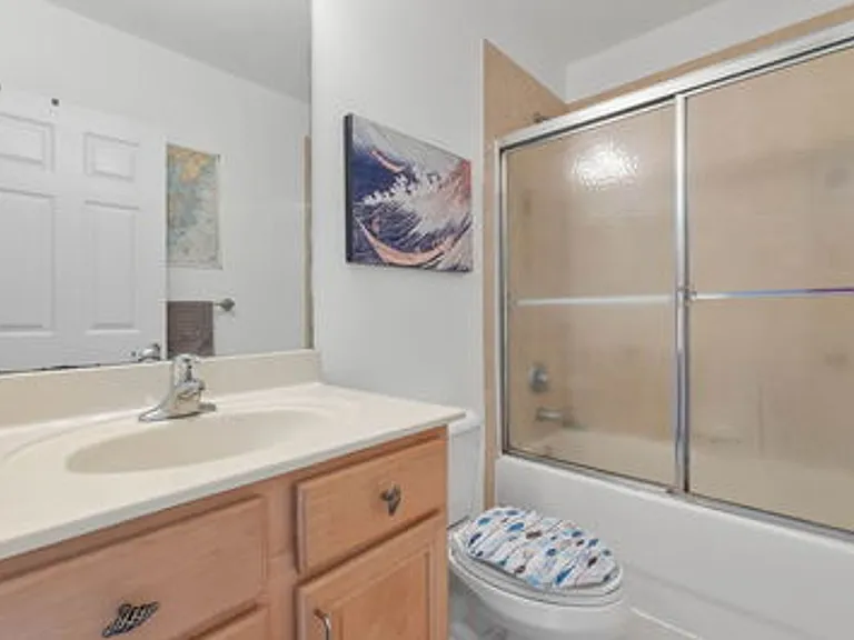 17529 Laurel Grove Ct — Photo 29