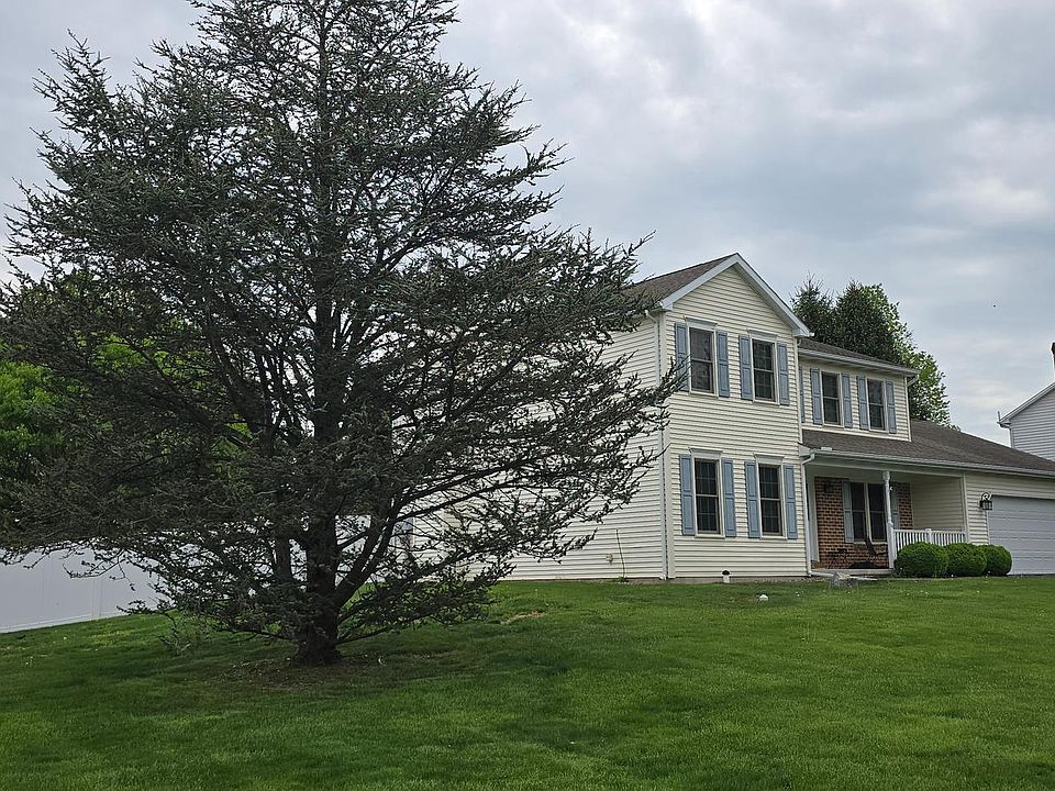 2nd image of 138 Fairway Dr