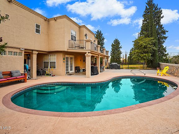 5th image of 753 Bluff Canyon Cir