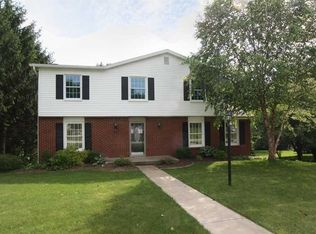 956 Rolling Meadows Dr, Greensburg, PA 15601
