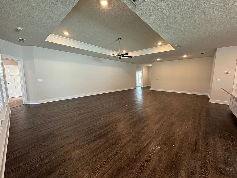1600 Amaya Ln — Photo 5