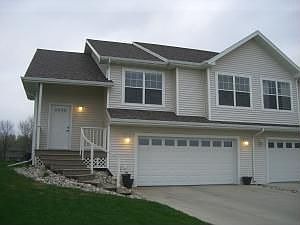 1st image of 118 37th Ave E