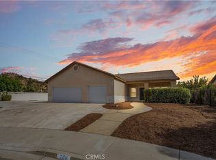 206 N California St, Lake Elsinore, CA 92530