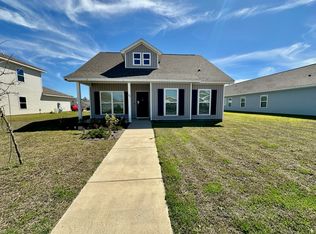 80 Silverthorn St, Freeport, FL 32439