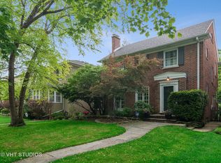 2220 Forestview Rd, Evanston, IL 60201