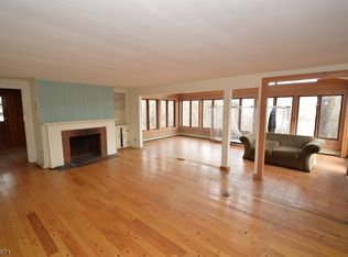 374A State Route 94 S, Newton, NJ 07860