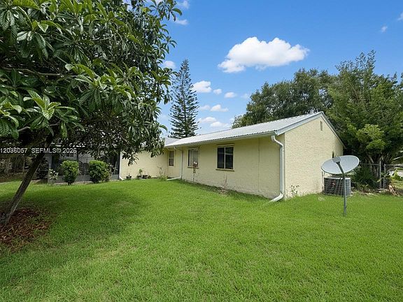 4th image of 4001 Bishop Cir