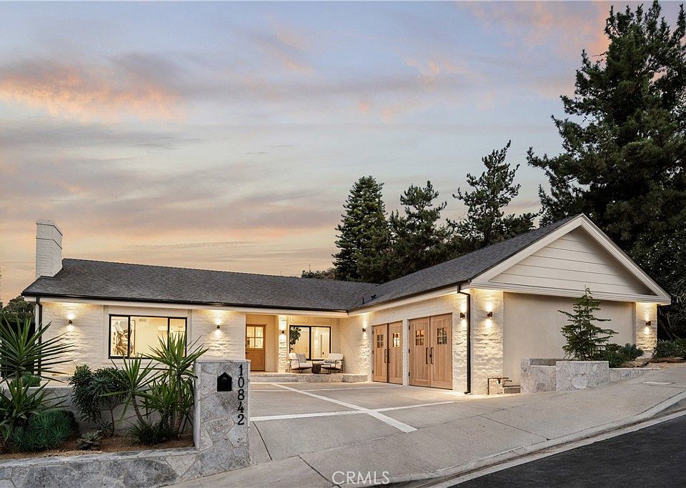 1st image of 10842 Alta View Dr