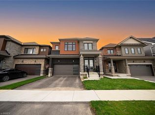 92 Bellhouse Ave, Brantford, ON N3T0V8