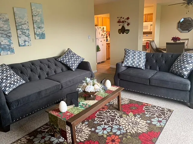 Green House Apartments — Photo 1
