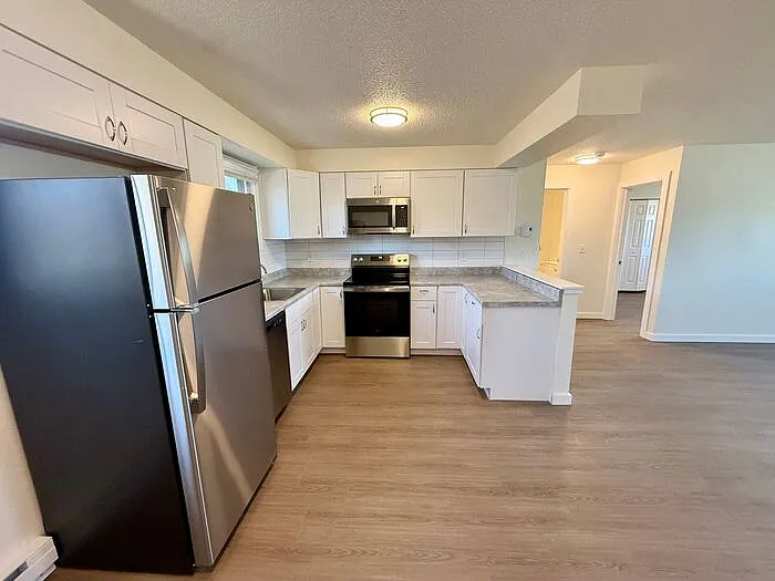 4952 Basswood Dr — Photo 12