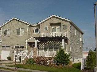 123 E Rochester Ave, Wildwood Crest, NJ 08260