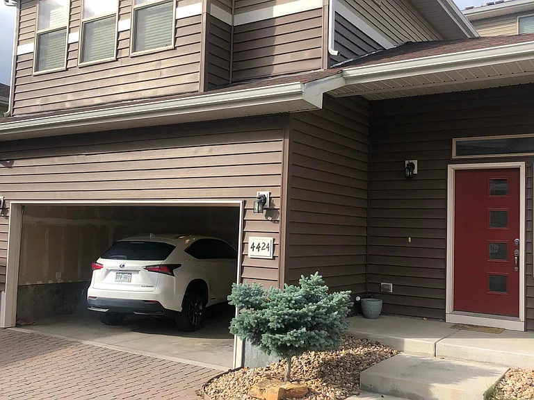 4424 Elegant St — Photo 1