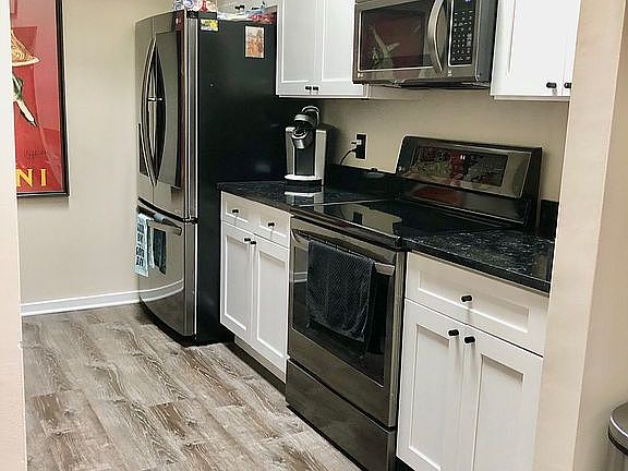 5th image of 24 Goldfinch Ln