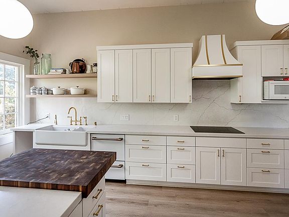 4th image of 730 Mora Dr #1