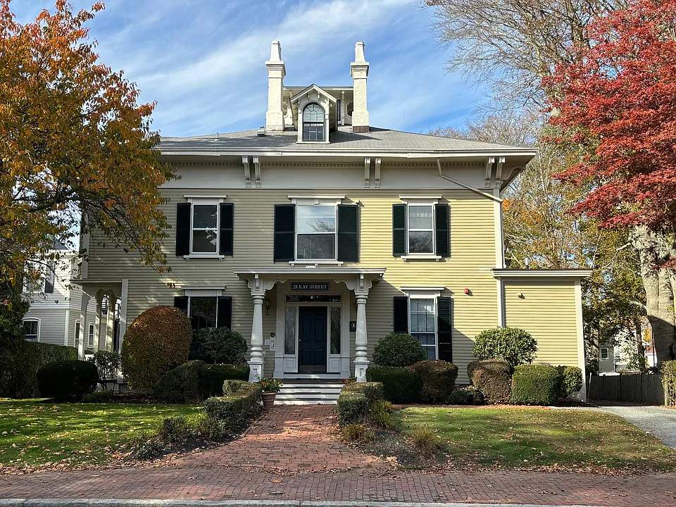 28 Kay St #1