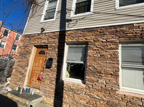 15 Ann St, Staten Island, NY 10302