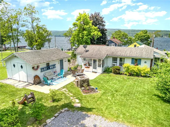 8479 Princeton St, Honeoye, NY 14471