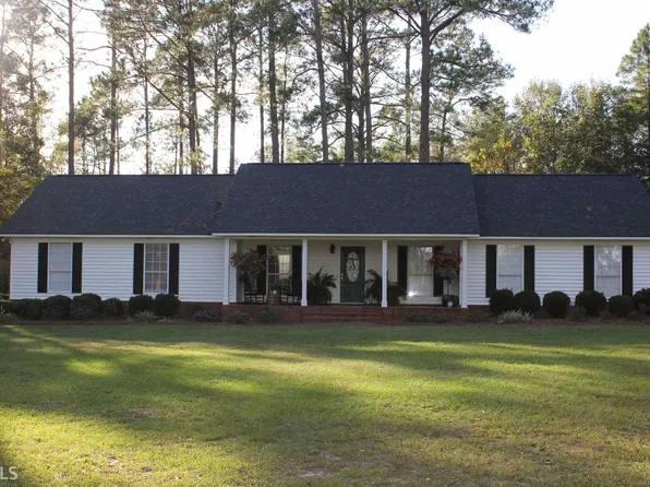 3193 Old Groveland Rd, Pembroke, GA 31321