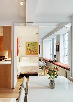 Sold by Compass | media 21