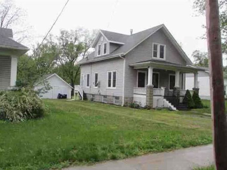 2nd image of 202 N Locust St
