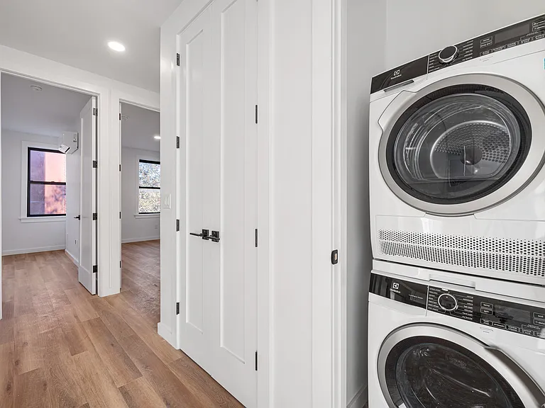 128 Franklin St #3 — Photo 5