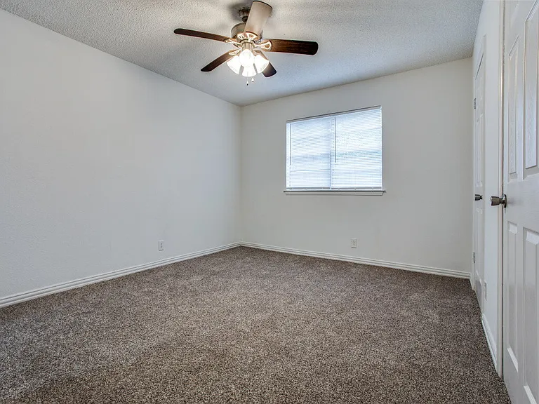 5201 Westcreek Dr — Photo 8