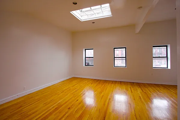 Rented by Citi-Village | media 48