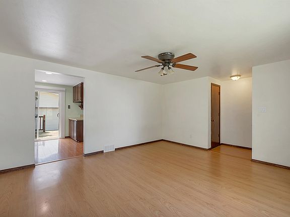 5th image of 815 Ash St